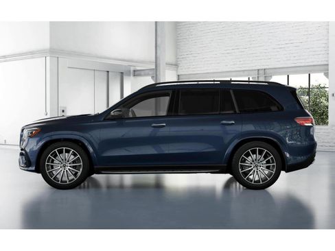 New 2026 Mercedes-Benz GLS 450 4MATIC image 33