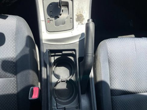 Used 2010 MAZDA MAZDA3 i Sport FWD image 10