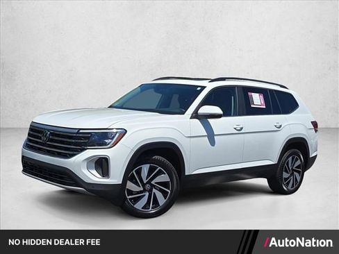 Used 2024 Volkswagen Atlas SE FWD image 1