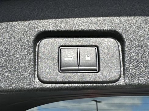 Certified 2024 Nissan Rogue Platinum w/ Platinum Premium Package image 20