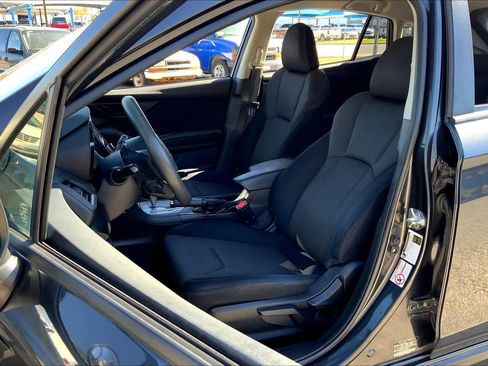 Used 2019 Subaru Crosstrek 2.0i w/ Eyesight System image 7