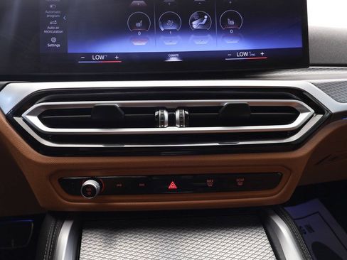 Used 2024 BMW 430i Coupe w/ M Sport Package RWD image 21