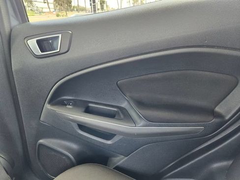 Used 2018 Ford EcoSport SE FWD image 13