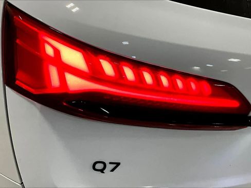 New 2026 Audi Q7 2.0T Premium image 14