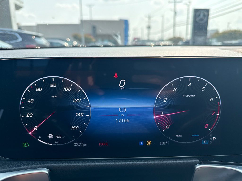Certified 2025 Mercedes-Benz GLB 250 4MATIC image 8