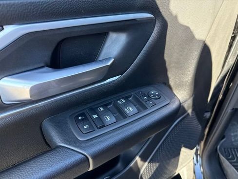 Used 2022 RAM 1500 Big Horn AWD/4WD image 25