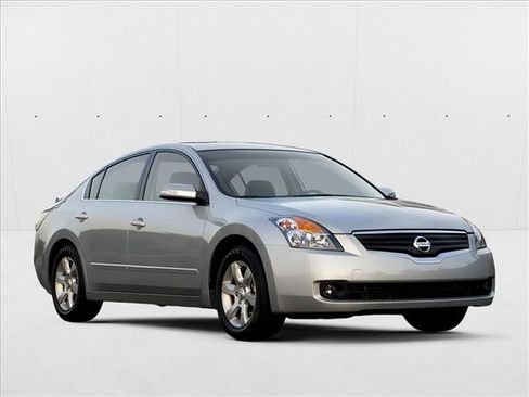 Used 2008 Nissan Altima 2.5 S w/ Convenience Plus Pkg FWD image 1