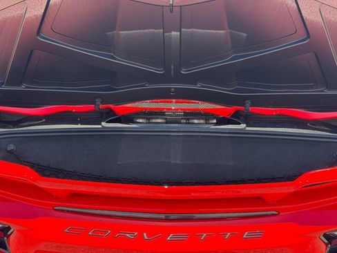 Used 2022 Chevrolet Corvette Stingray Premium Conv w/ Z51 Performance Package RWD image 14