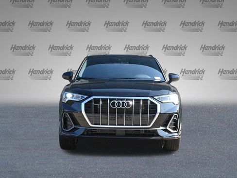 New 2025 Audi Q3 2.0T Premium image 3