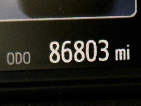 Used 2015 Toyota Sienna SE Premium FWD image 3