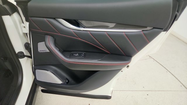 Used 2023 Maserati Levante Modena AWD/4WD image 46