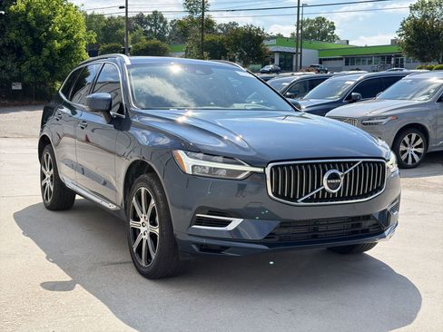 Used 2021 Volvo XC60 T8 Inscription w/ Protection Package Premier AWD/4WD image 7