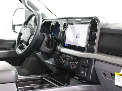 New 2026 Ford F250 XLT w/ XLT Premium Package image 32