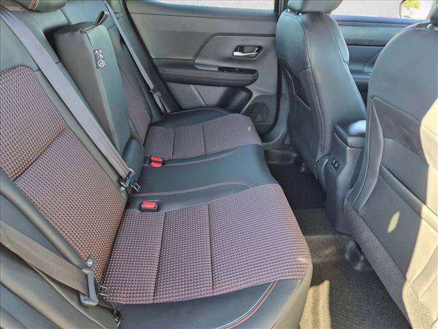 Certified 2025 Nissan Kicks SR FWD image 25