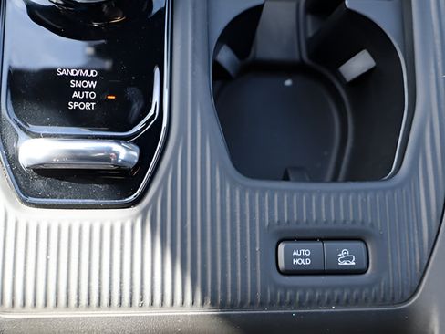 New 2026 Jeep Cherokee Limited AWD/4WD image 19