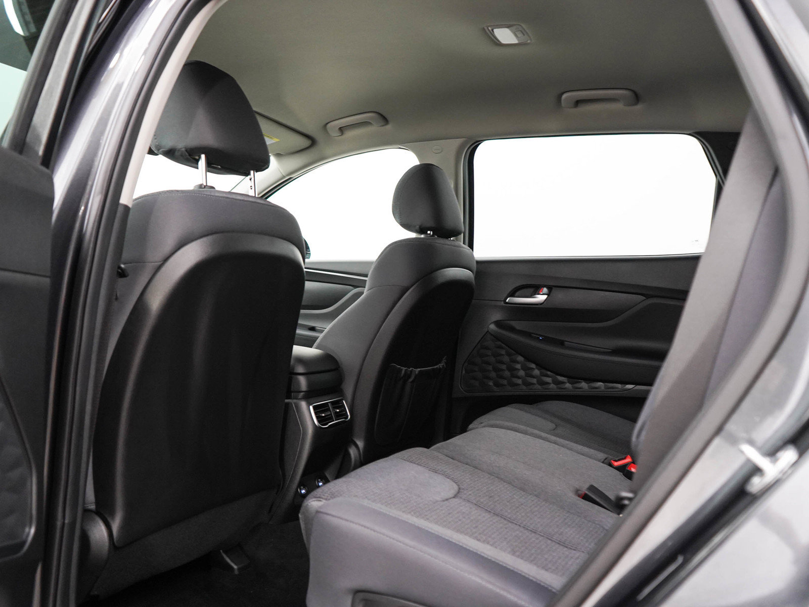 Used 2023 Hyundai Santa Fe SEL w/ Cargo Package AWD/4WD image 18