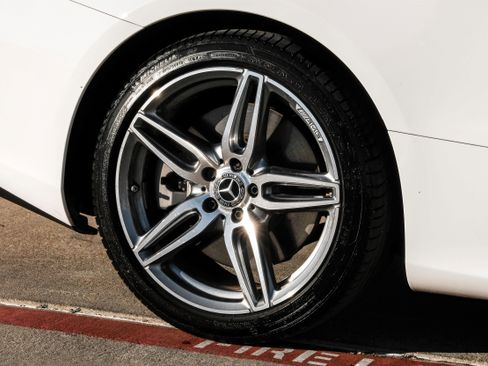 Used 2018 Mercedes-Benz E 400 Coupe image 51