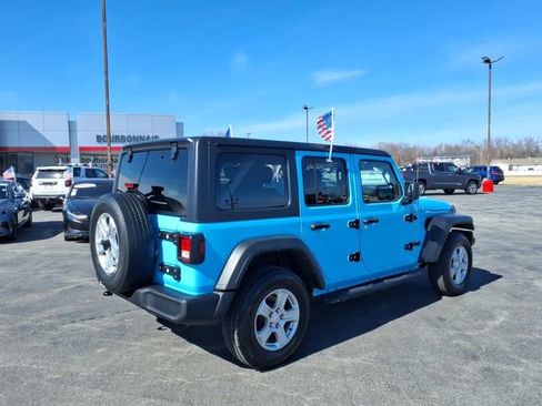 Used 2022 Jeep Wrangler Unlimited Sport image 3