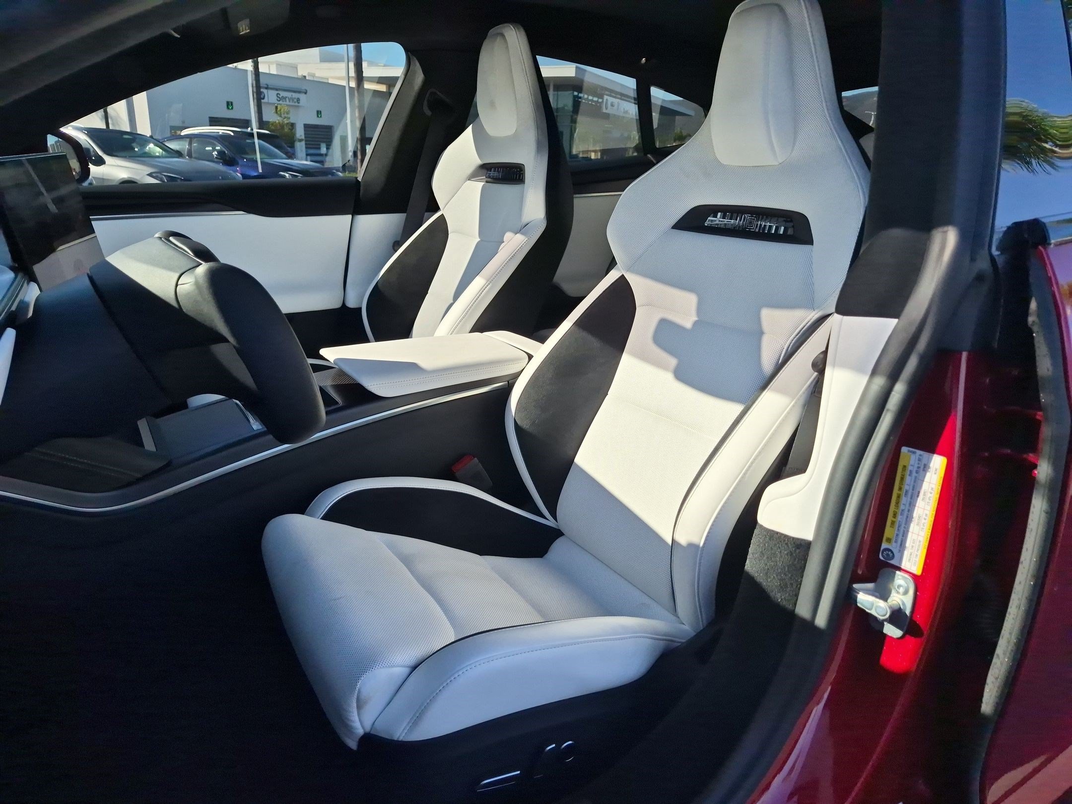 Used 2026 Tesla Model S Plaid AWD/4WD image 16