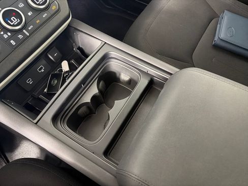 Used 2022 Land Rover Defender 110 image 23