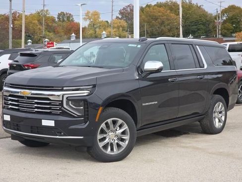 New 2026 Chevrolet Suburban Premier AWD/4WD image 2