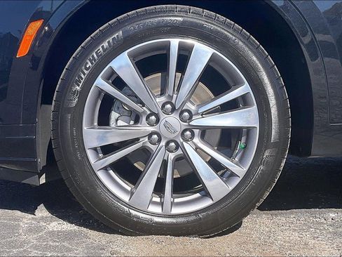 Used 2020 Cadillac XT6 Premium Luxury image 9