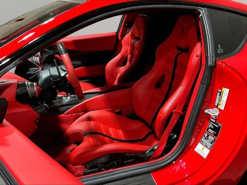 Used 2022 Ferrari 812 Competizione RWD image 19