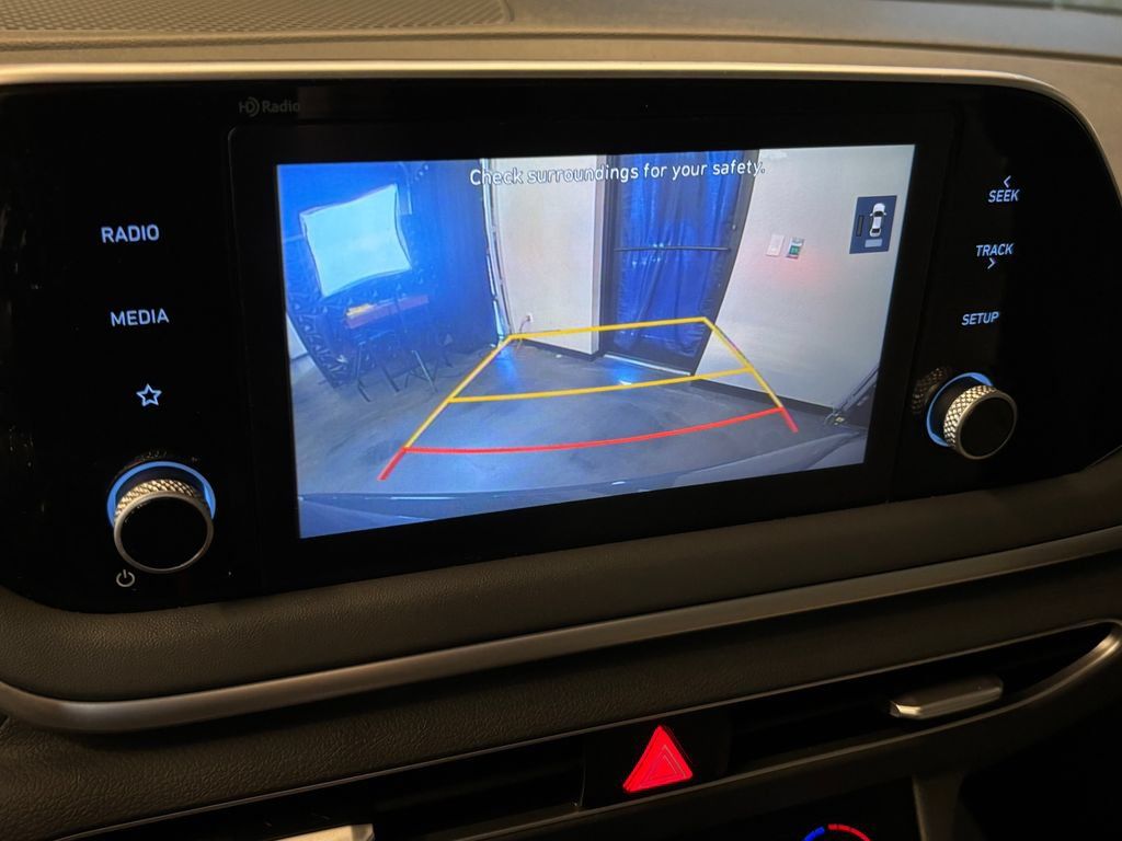 Used 2020 Hyundai Sonata SE FWD image 14