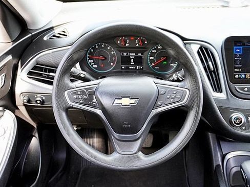 Used 2023 Chevrolet Malibu LT w/ Driver Confidence Package FWD image 18