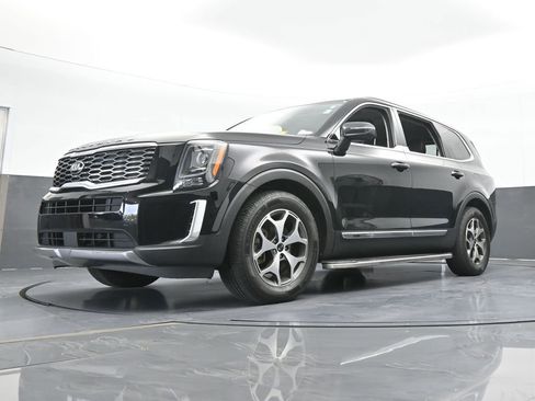 Used 2021 Kia Telluride EX image 64