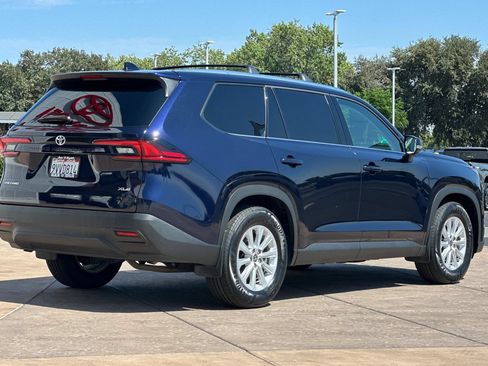 Certified 2026 Toyota Grand Highlander AWD Hybrid image 4