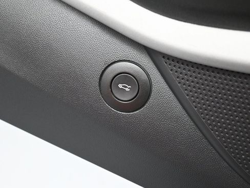 Used 2023 Chevrolet Camaro SS image 25