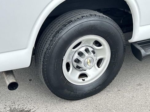 Used 2023 Chevrolet Express 3500 LS image 13