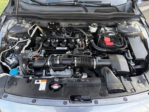 Certified 2019 Honda Accord EX image 29