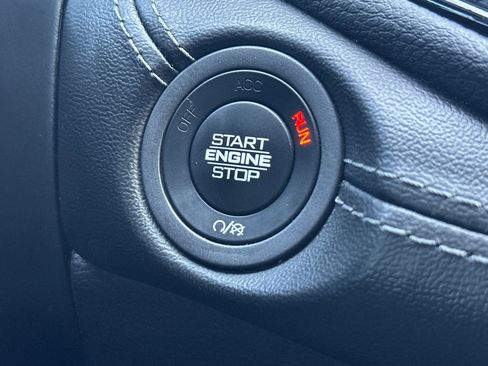 Used 2022 Dodge Durango GT image 23