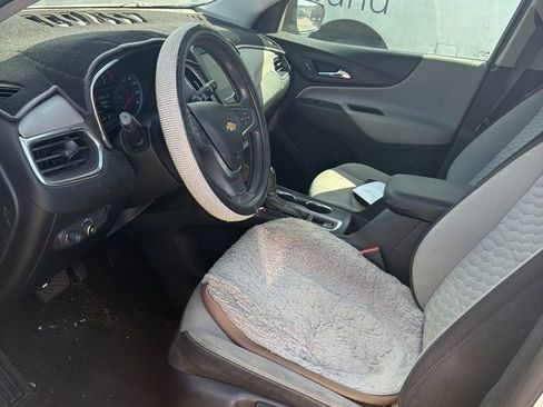 Used 2019 Chevrolet Equinox LS image 5