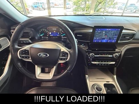 Used 2022 Ford Explorer Limited AWD/4WD image 18