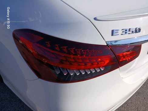 Used 2021 Mercedes-Benz E 350 E 350 Sedan 4D w/ Premium Package image 11