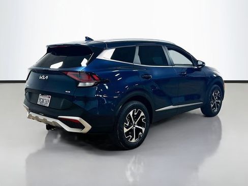 Used 2023 Kia Sportage EX image 7