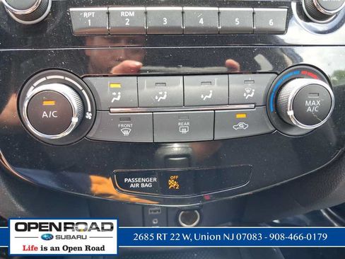 Used 2017 Nissan Rogue S w/ Appearance Package AWD/4WD image 61
