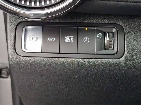 Used 2026 Chevrolet Equinox LT w/ Convenience Package II image 27