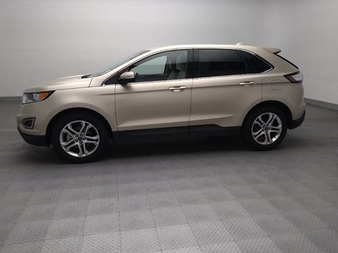 Used 2018 Ford Edge Titanium FWD image 2
