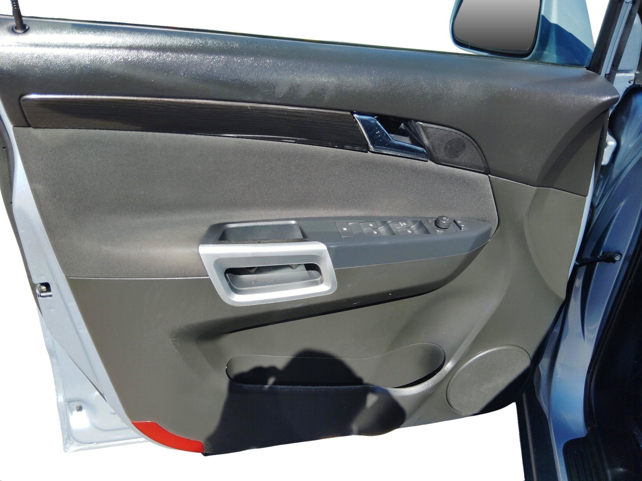 Used 2014 Chevrolet Captiva Sport LS FWD image 11