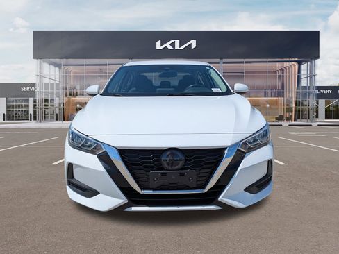 Used 2022 Nissan Sentra SV FWD image 7