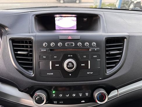 Used 2016 Honda CR-V LX image 12