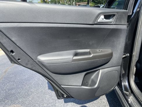 Used 2020 Kia Sportage LX AWD/4WD image 21