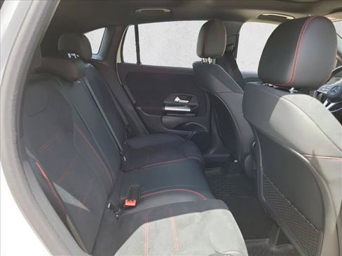Used 2023 Mercedes-Benz GLA 250 4MATIC image 13