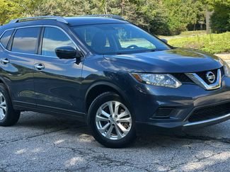 Used 2016 Nissan Rogue SV w/ SV Premium Package image 1