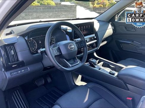 Used 2026 Nissan Pathfinder SV w/ Cargo Package AWD/4WD image 14