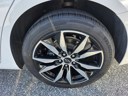 Used 2023 Chevrolet Malibu RS image 17